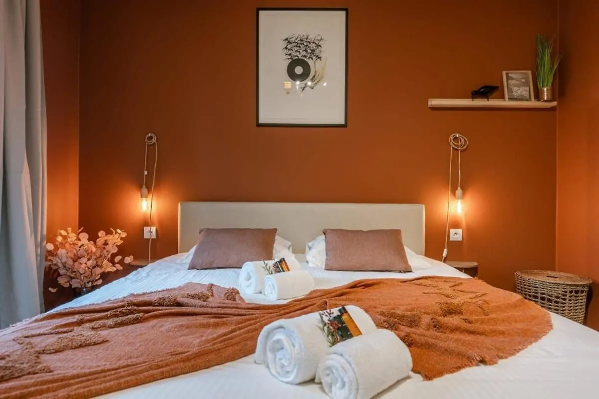 Stunning Apartment With Terrace And Parking Ostend