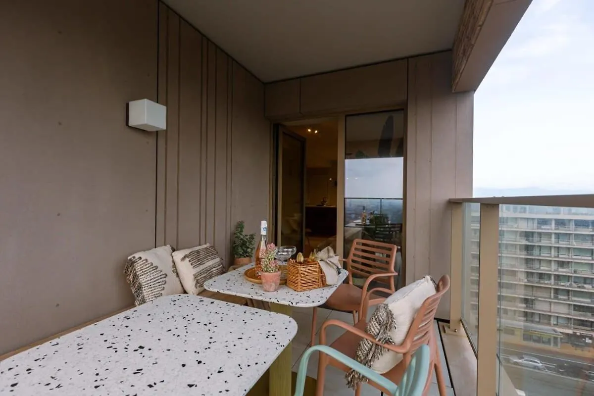 Stunning Apartment With Terrace And Parking Ostend
